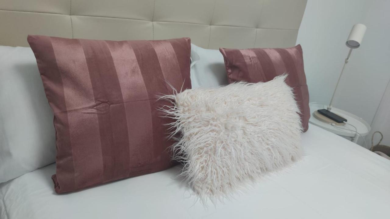 Casa Gascona Con Parking, Wifi Y Netflix Gratis!! By Delabra Apartments Oviedo Buitenkant foto