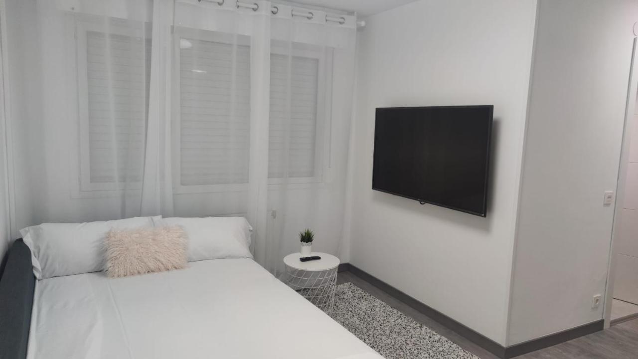 Casa Gascona Con Parking, Wifi Y Netflix Gratis!! By Delabra Apartments Oviedo Buitenkant foto